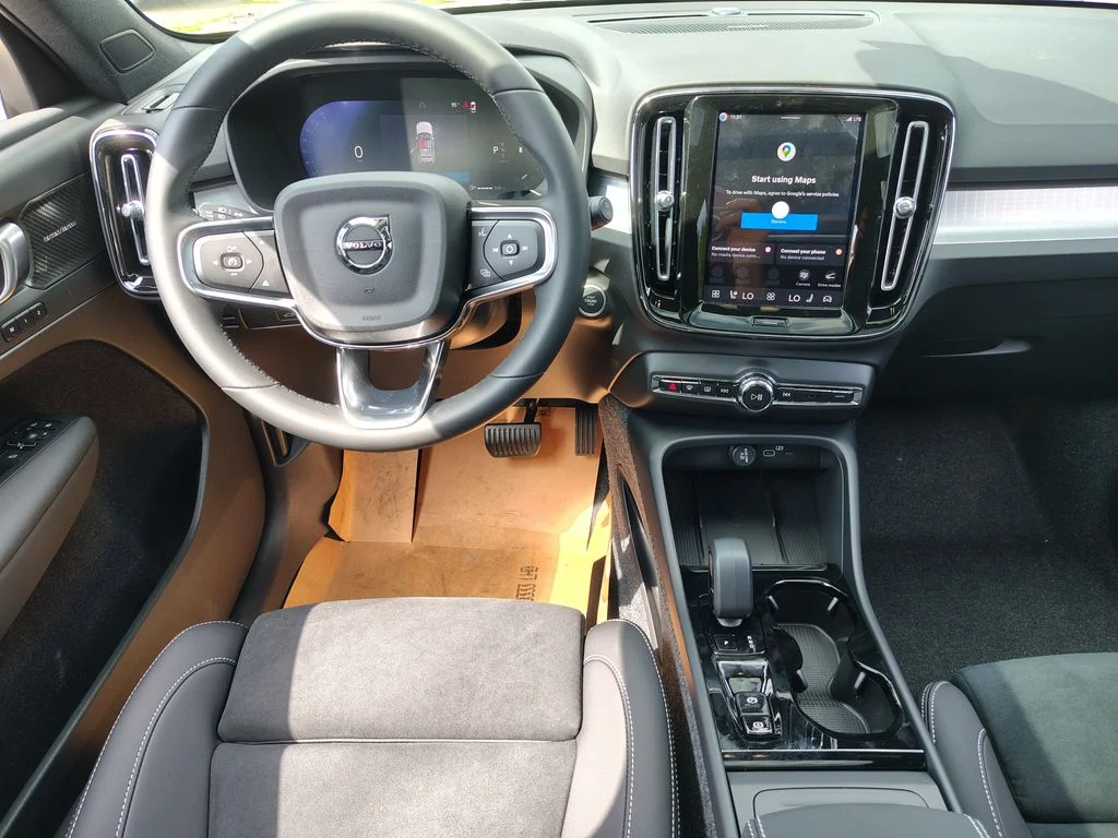 New 2026 Crystal White Volvo Ultra image 32