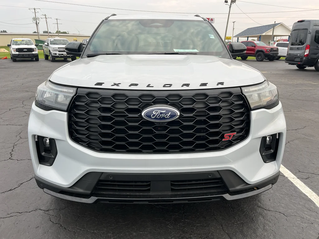 New 2026 Space White Metallic Ford ST image 2