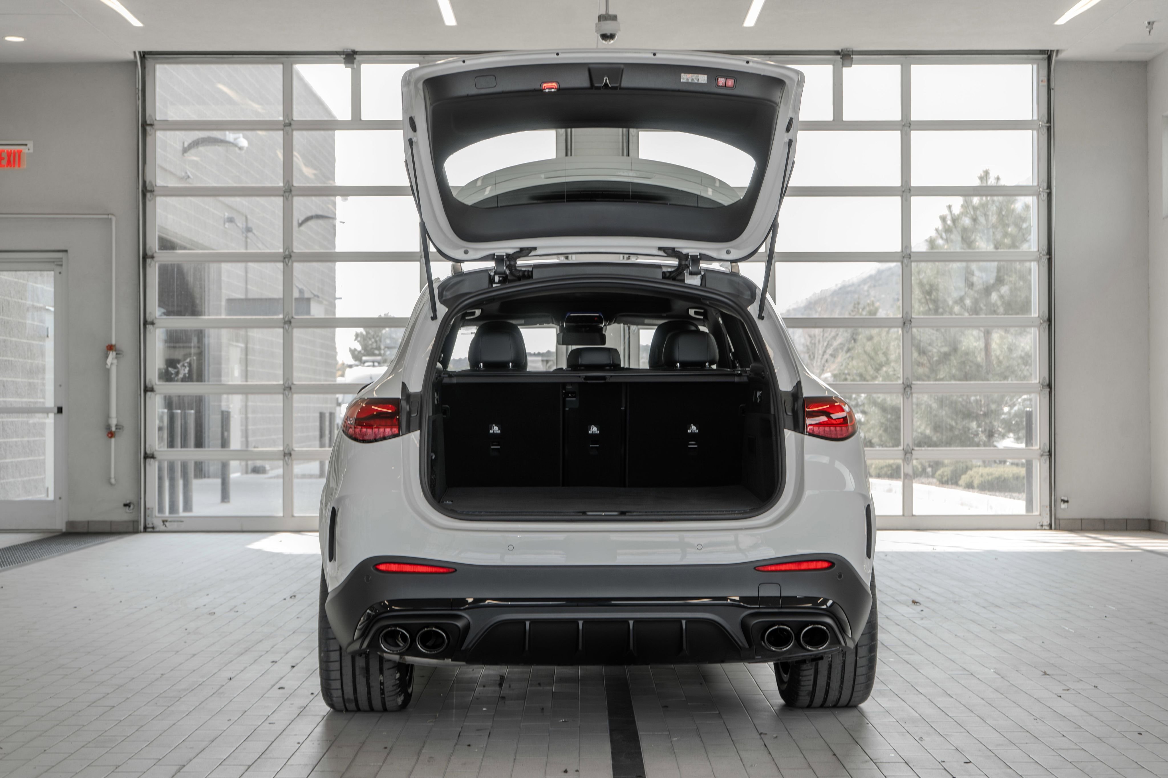 2025 Mercedes-Benz GLC AMG GLC43 - Photo 16