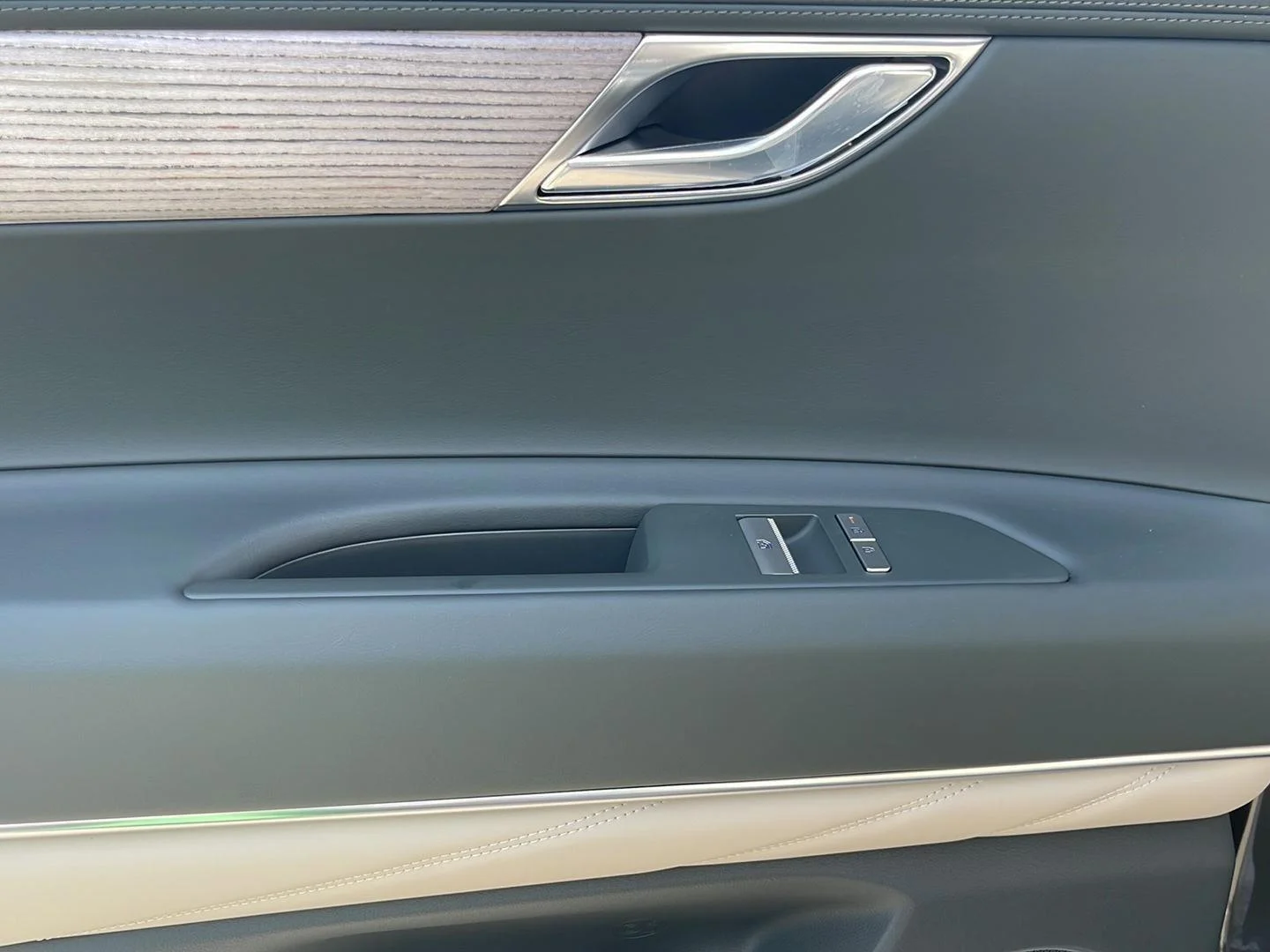 New 2026 Storr Green Genesis 2.5T Select image 18