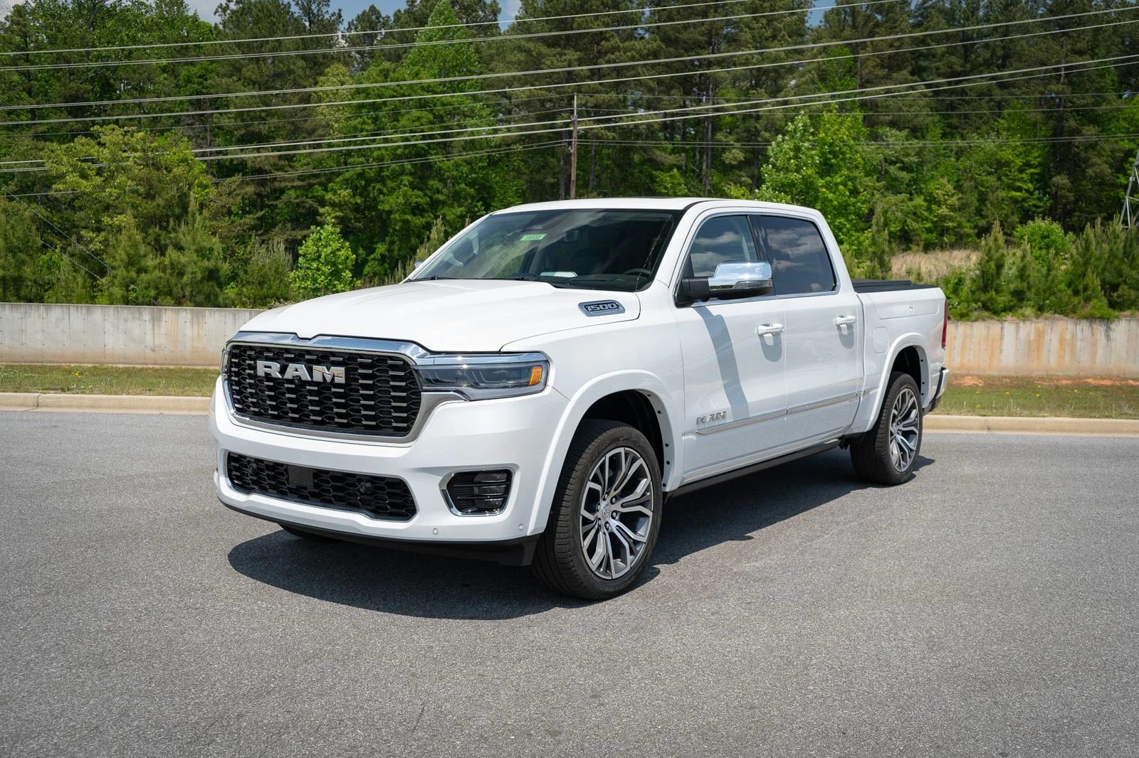 New 2026 Ivory White Tri-Coat Pearl-Coat Exterior Paint RAM Tungsten image 10