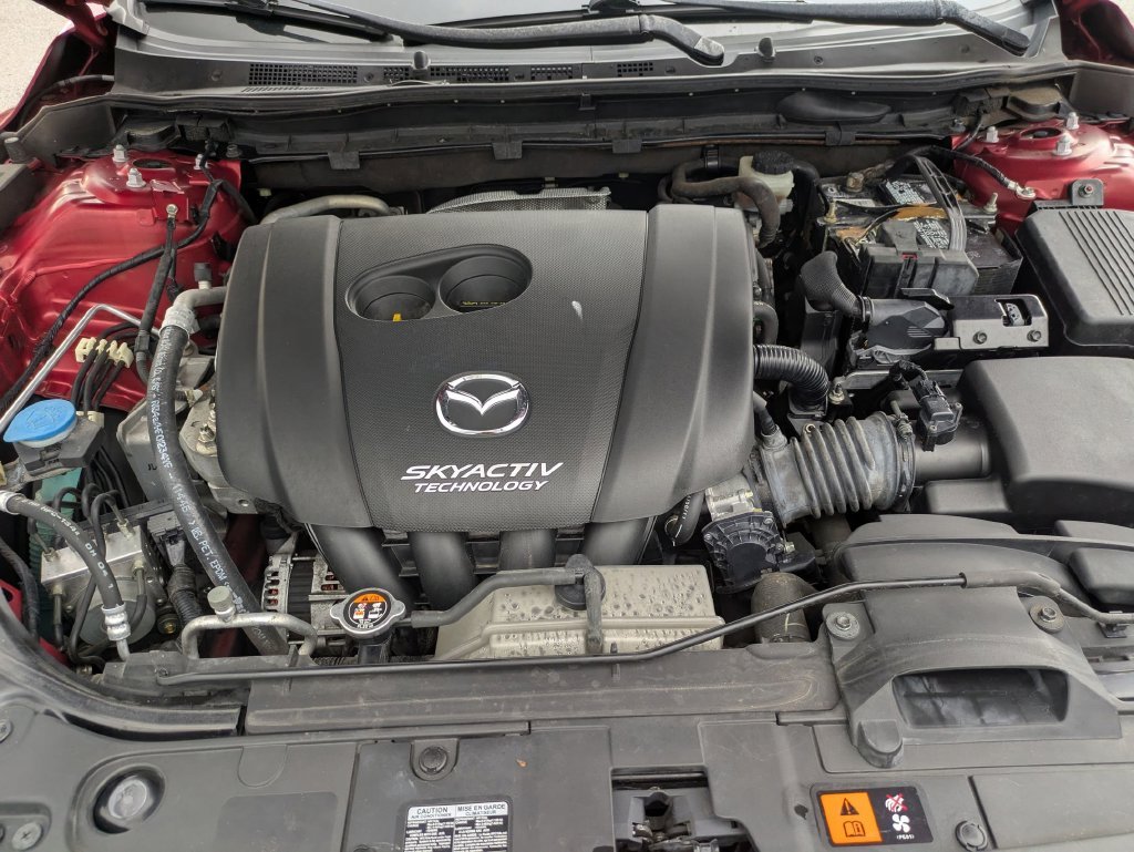 Used 2015 Red Mazda i Touring image 13