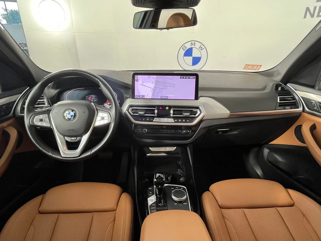 Used 2024 Gray BMW xDrive30i image 6