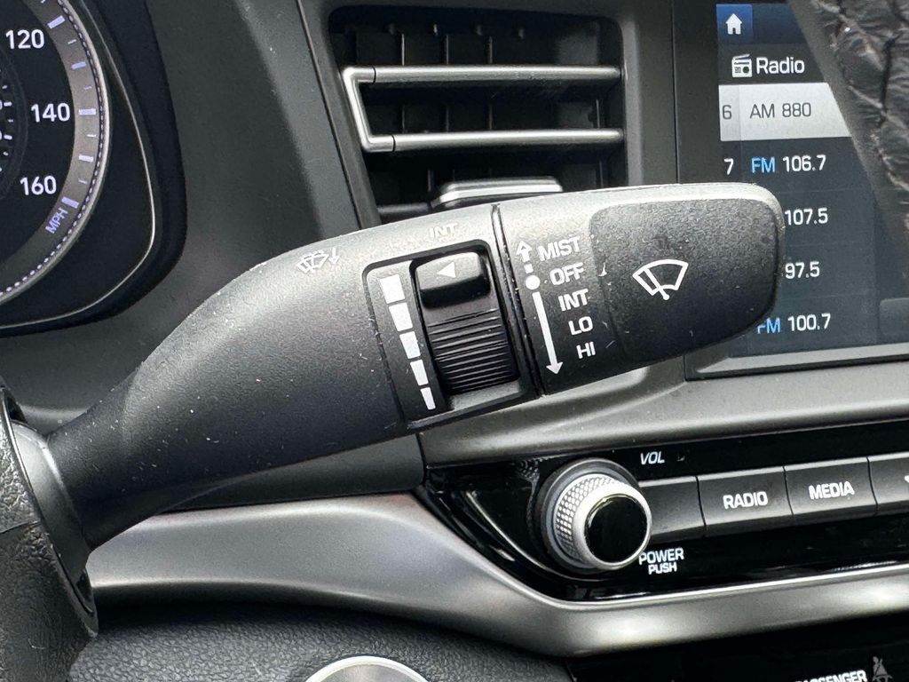 2020 Hyundai Elantra Limited - Photo 23