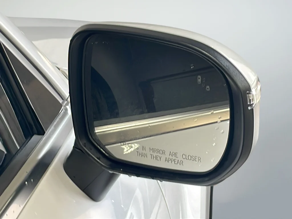Certified Used 2022 White Kia S image 42