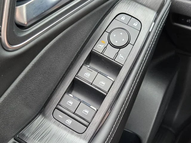 New 2026 Everest White Pearl TriCoat Nissan Platinum image 24