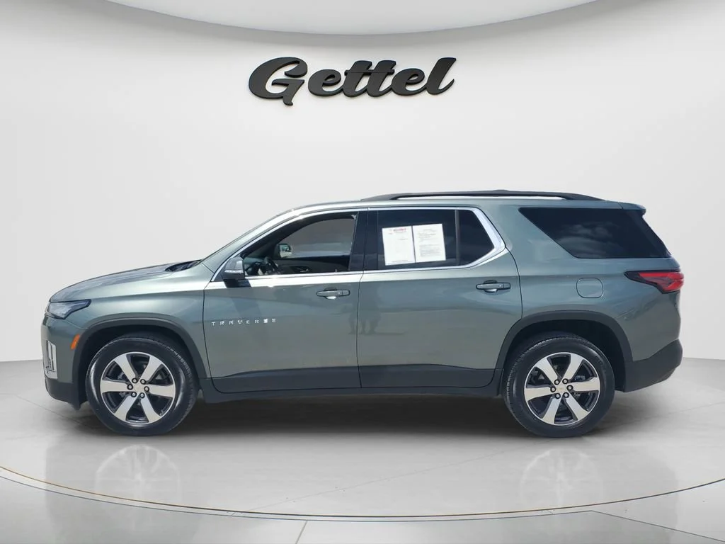 Used 2023 Silver Sage Metallic Chevrolet LT Leather image 12