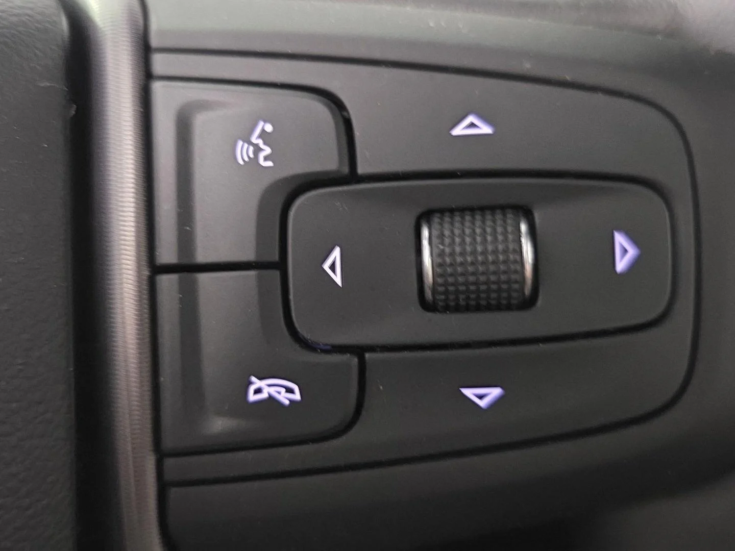Used 2023 Titanium Rush Metallic GMC Denali Ultimate image 29