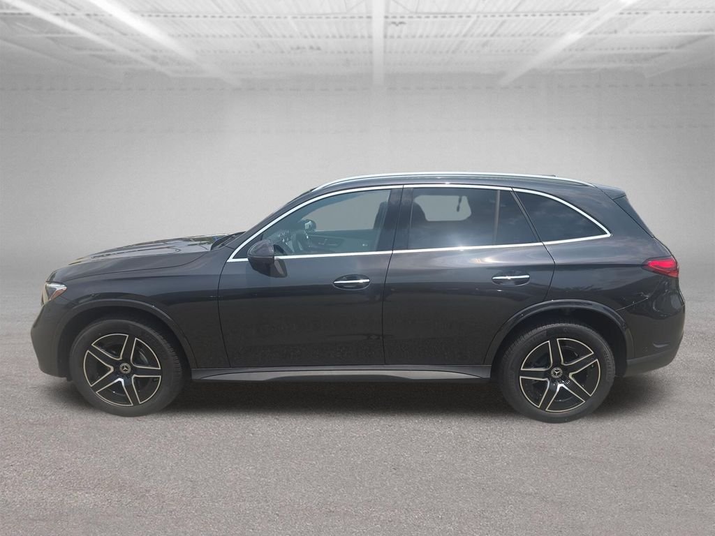 New 2026 Graphite Grey Metallic Mercedes-Benz GLC 300 image 2