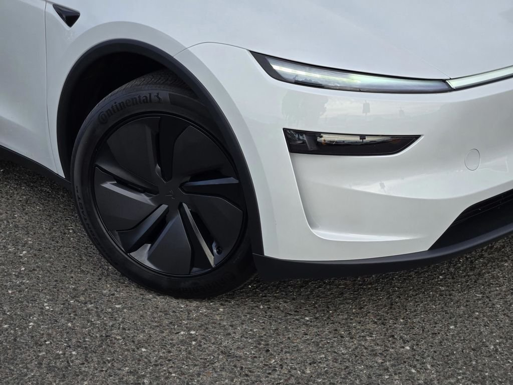 Used 2026 Pearl White Multi-Coat Tesla Long Range image 9