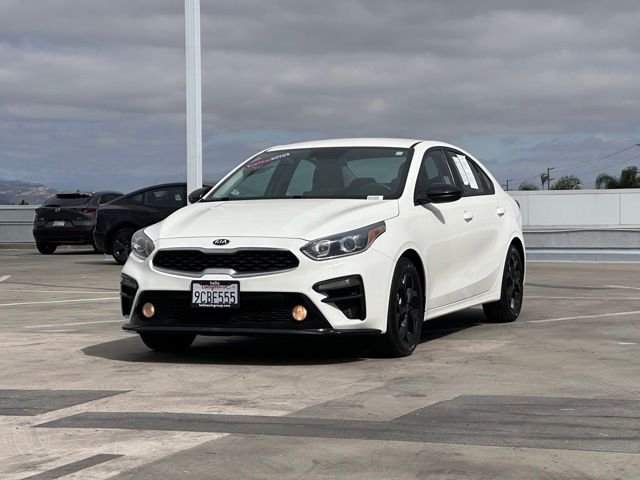 Used 2020 Clear White Kia LXS image 6