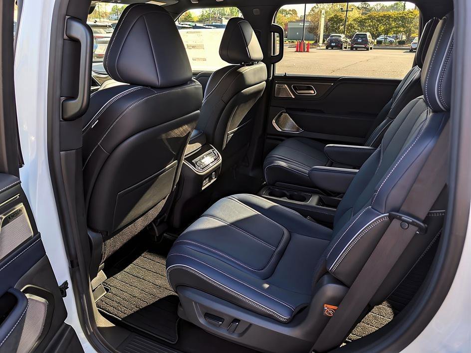 2026 INFINITI QX80 Sport - Photo 12