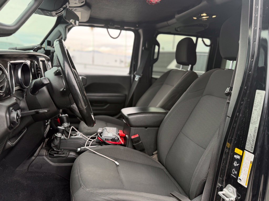 Used 2020 Black Clearcoat Jeep Unlimited Sport Altitude image 5
