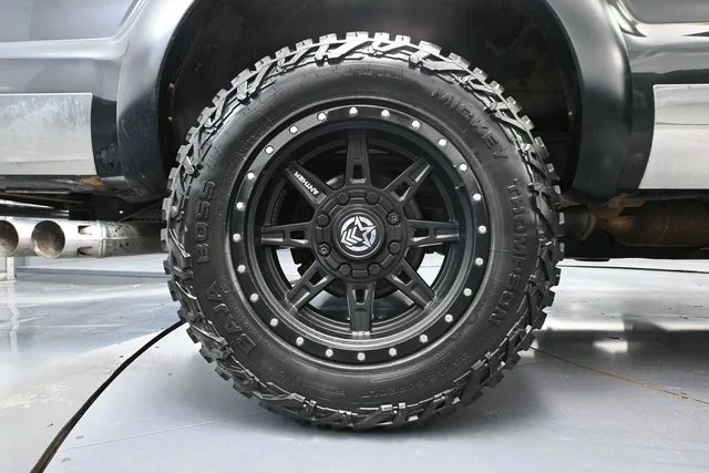 2014 Ford F-250 Super Duty Platinum - Photo 16