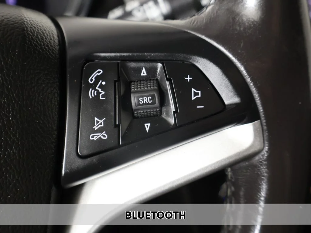 Used 2020 White Chevrolet LT image 4