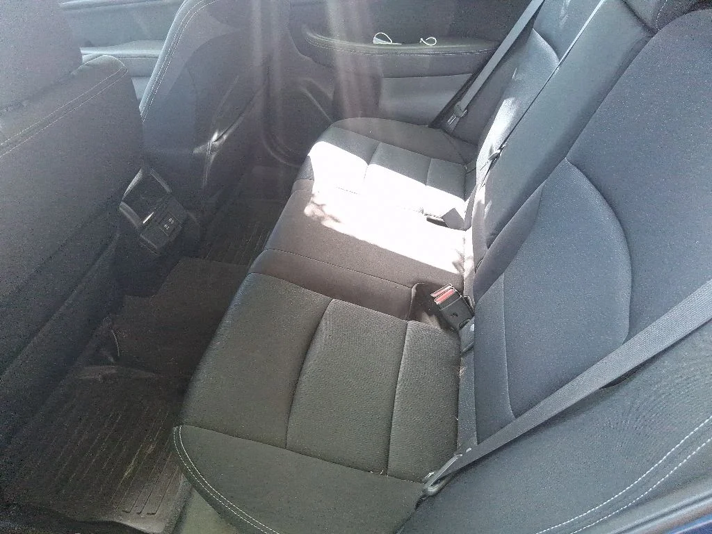 Used 2019 Blue Subaru 2.5i image 11