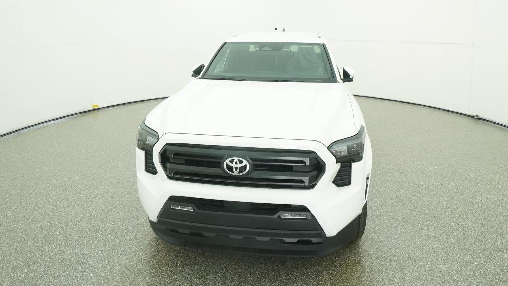 2026 Toyota Tacoma SR5 - Photo 15