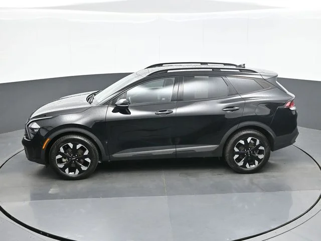 Used 2023 Black Kia X-Line image 12