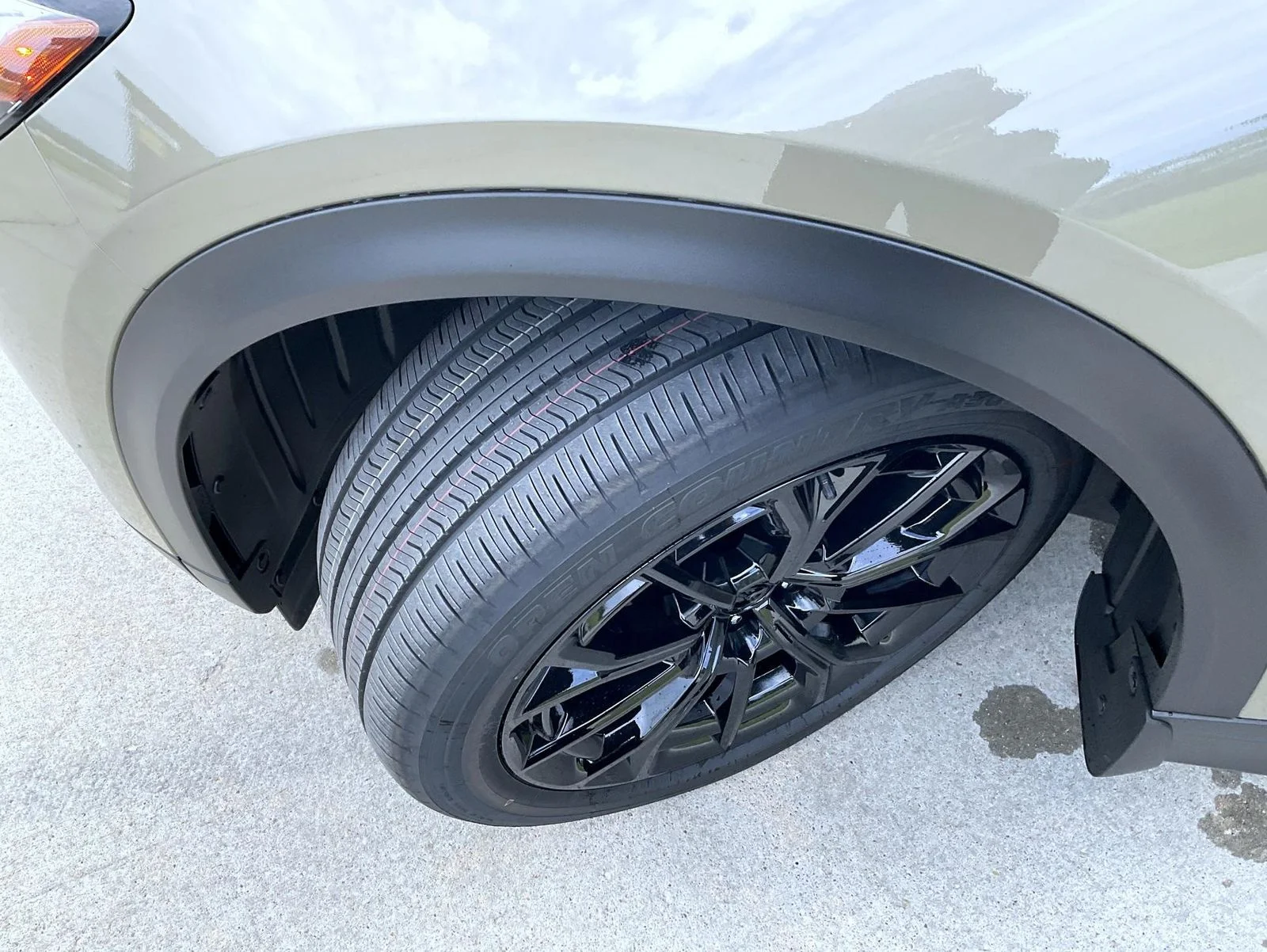 New 2026 Zircon Sand Metallic Mazda 3.3 Turbo Premium AWD image 24