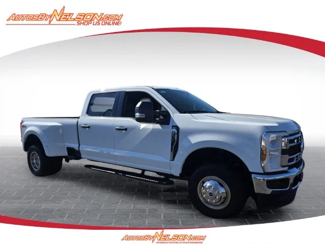 Used 2026 White Ford XLT image 1