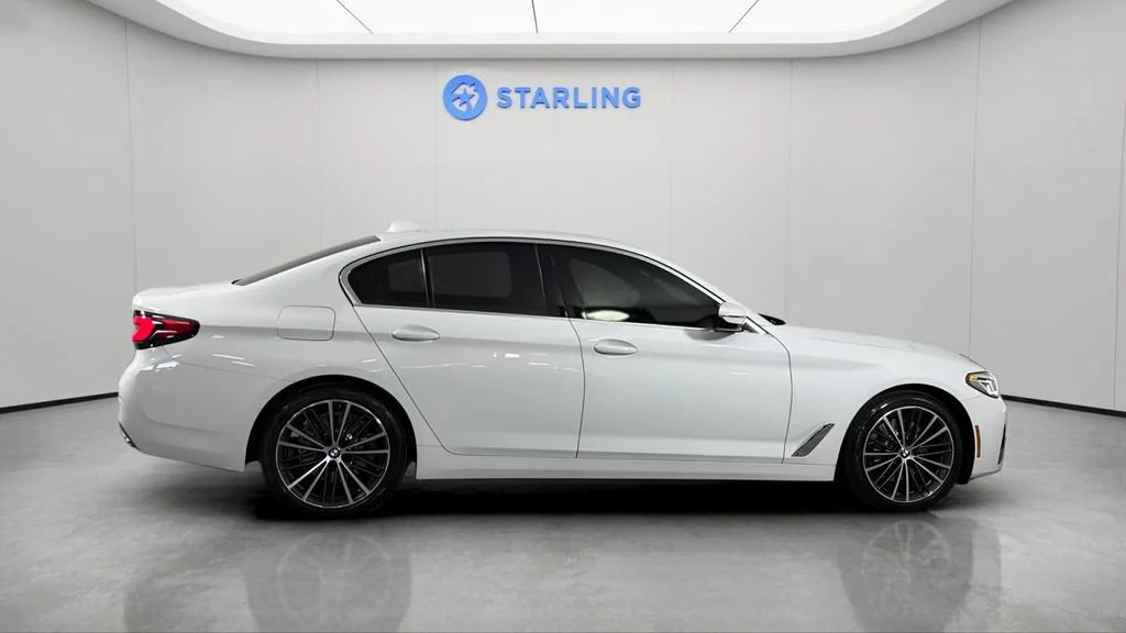 Used 2021 White BMW 530i image 11