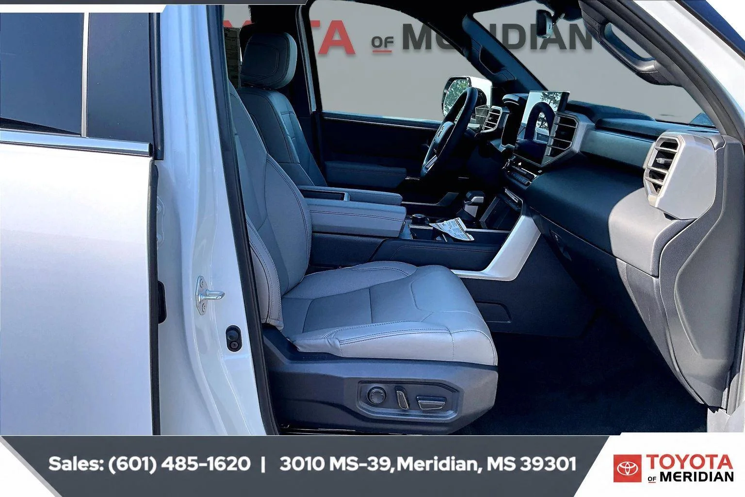 Used 2026 Ice Cap Toyota Limited image 6