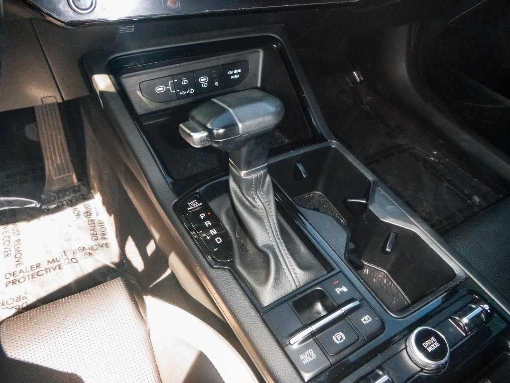 Used 2025 Wolf Gray Kia GT-Line image 20