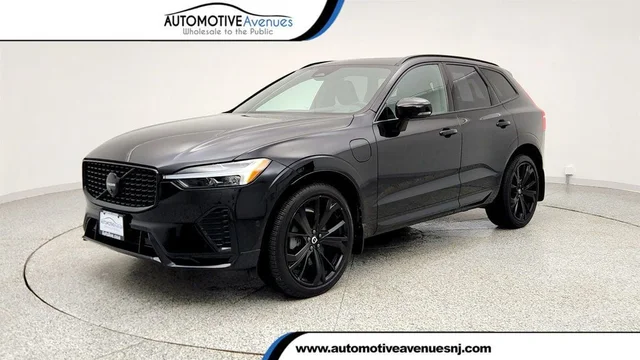 Used 2025 Volvo XC90 Plug-In Hybrid T8 AWD Plus 7-Seater SUV