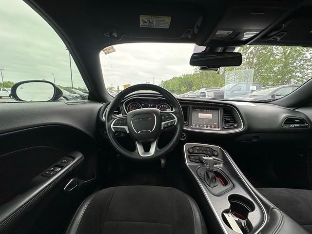 Used 2016 Black Dodge R/T Scat Pack image 19