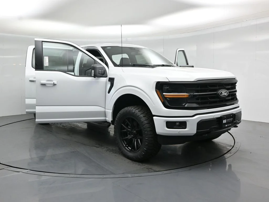 New 2026 White Ford XLT image 30