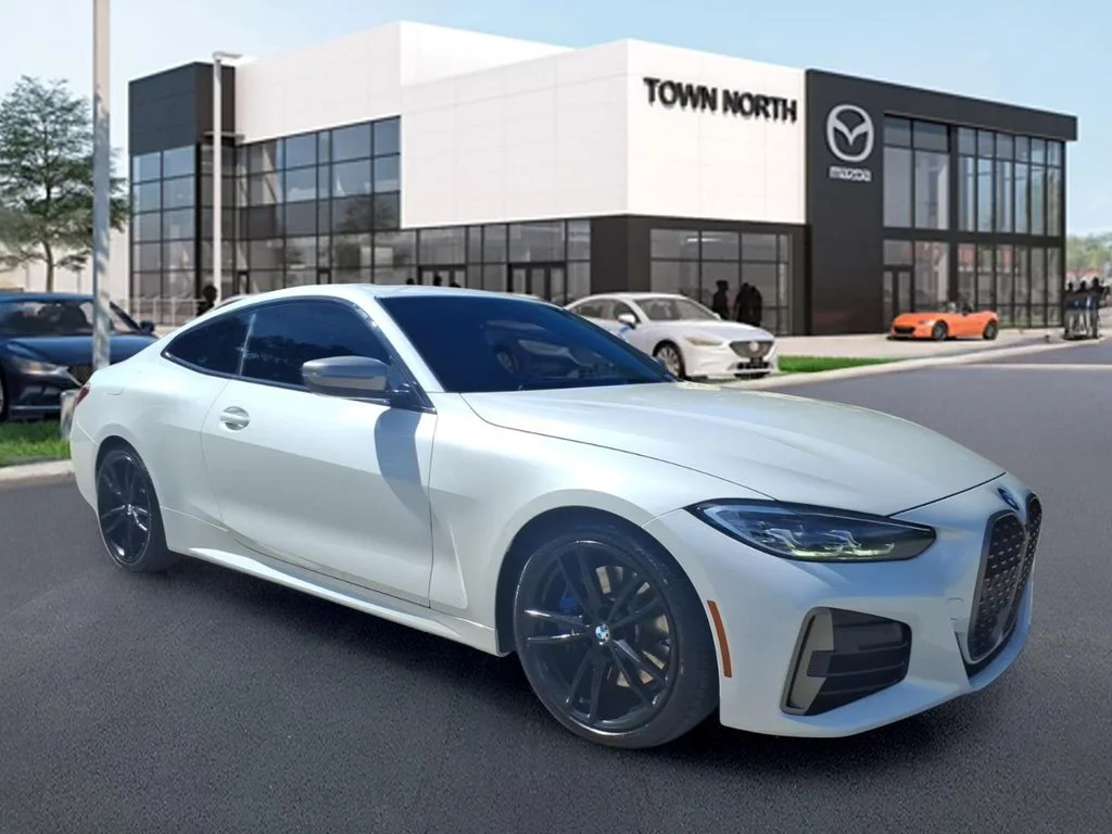 2022 BMW 4 Series M440i Coupe's photo