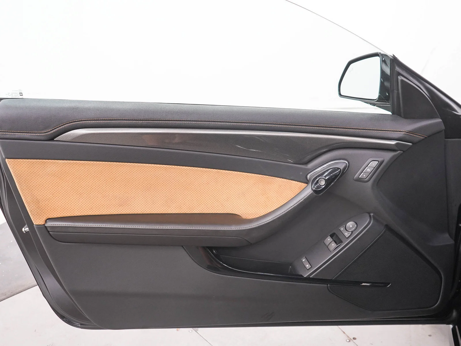 Used 2012 Black Cadillac 2dr Cpe image 13