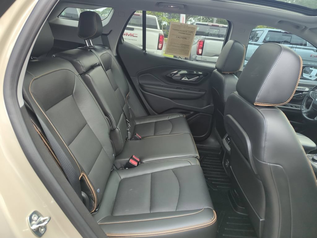 Used 2022 Desert Sand Metallic GMC AT4 image 33