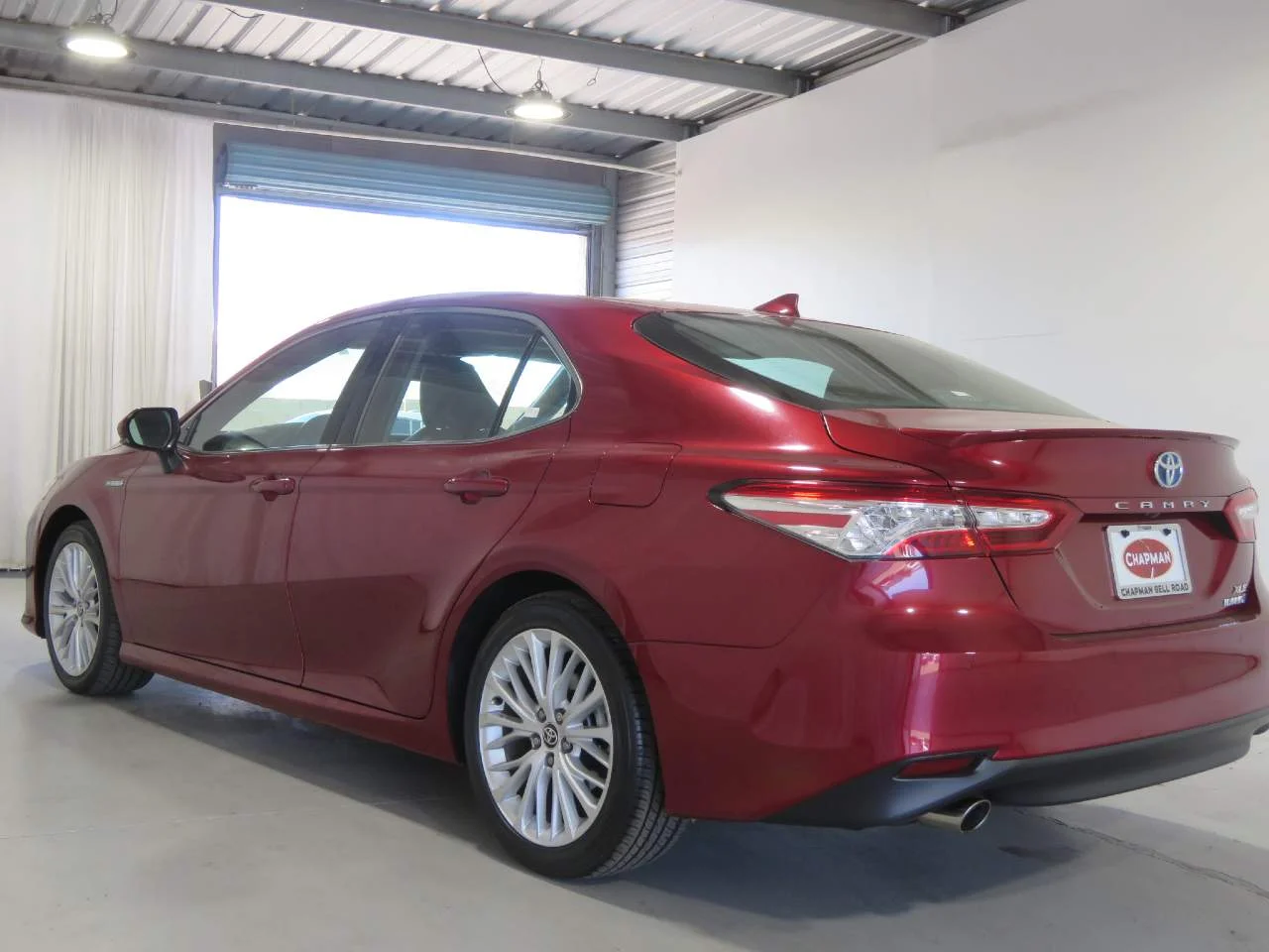 Used 2020 Ruby Flare Pearl Toyota XLE image 6