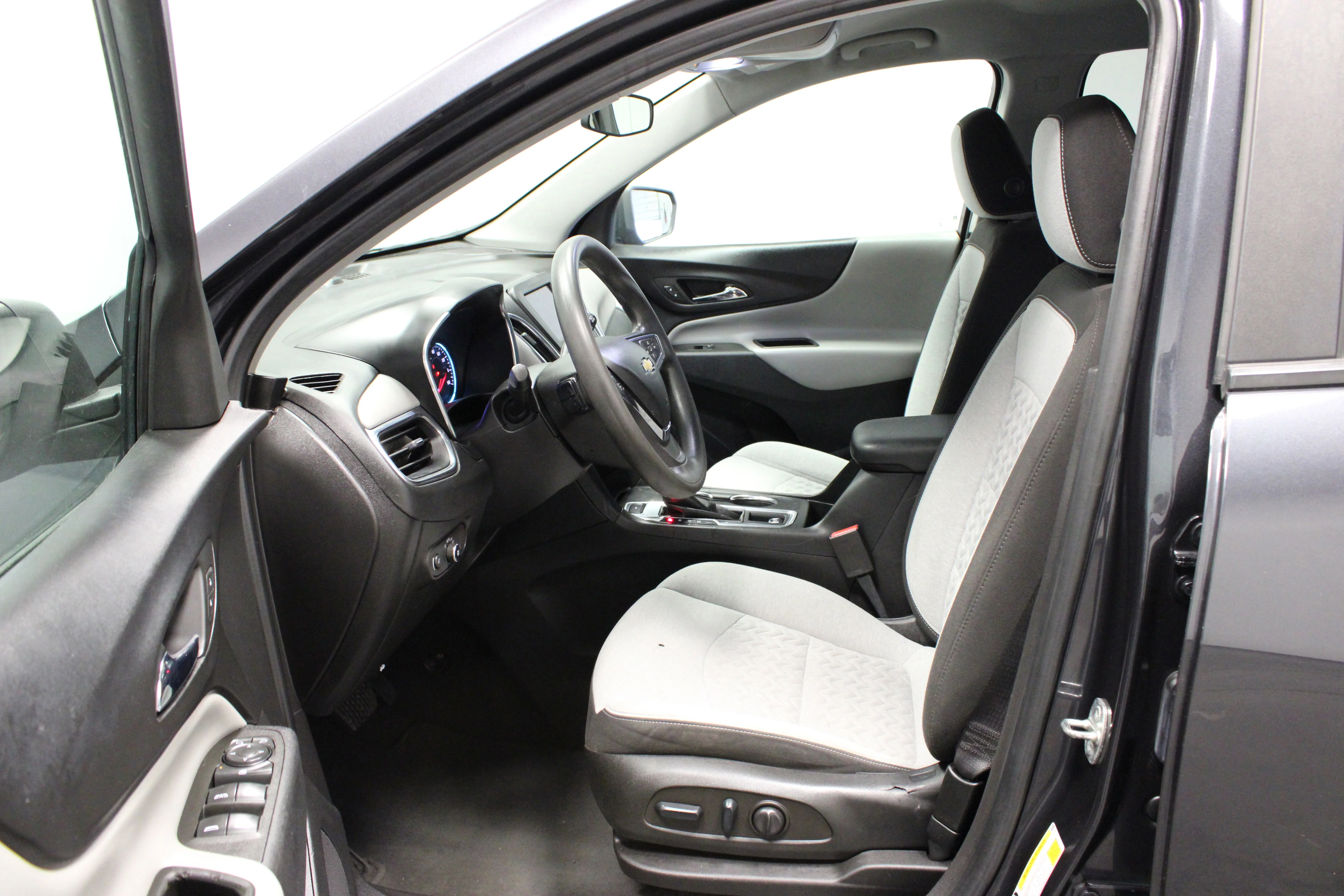 Used 2022 Iron Gray Metallic Chevrolet LS image 16