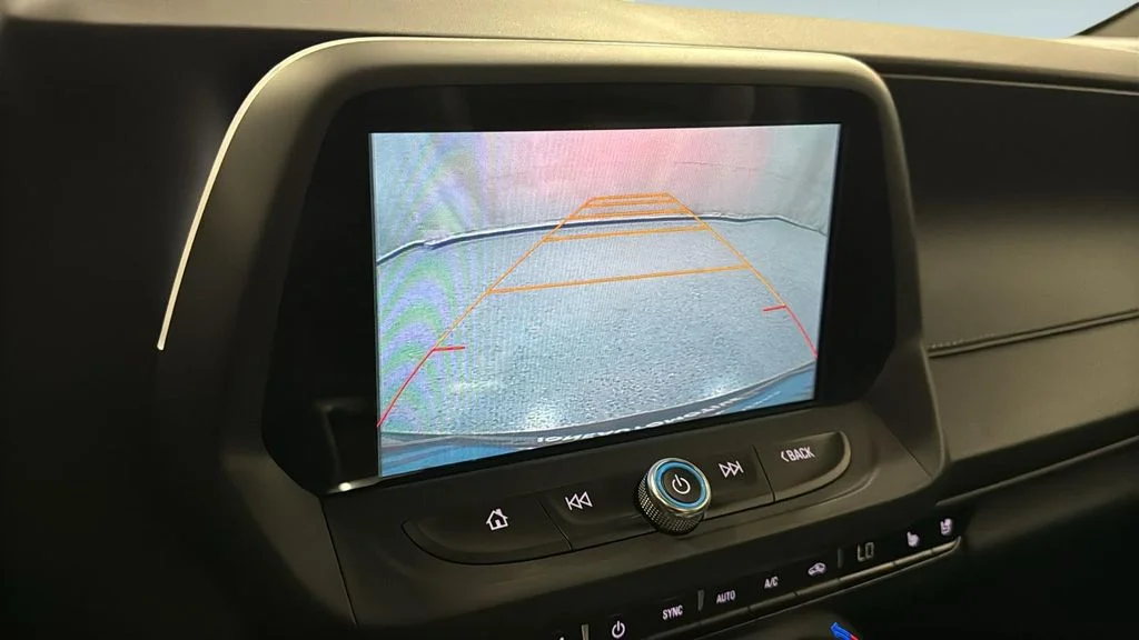 Used 2016 Black Metallic Chevrolet 2LT image 22