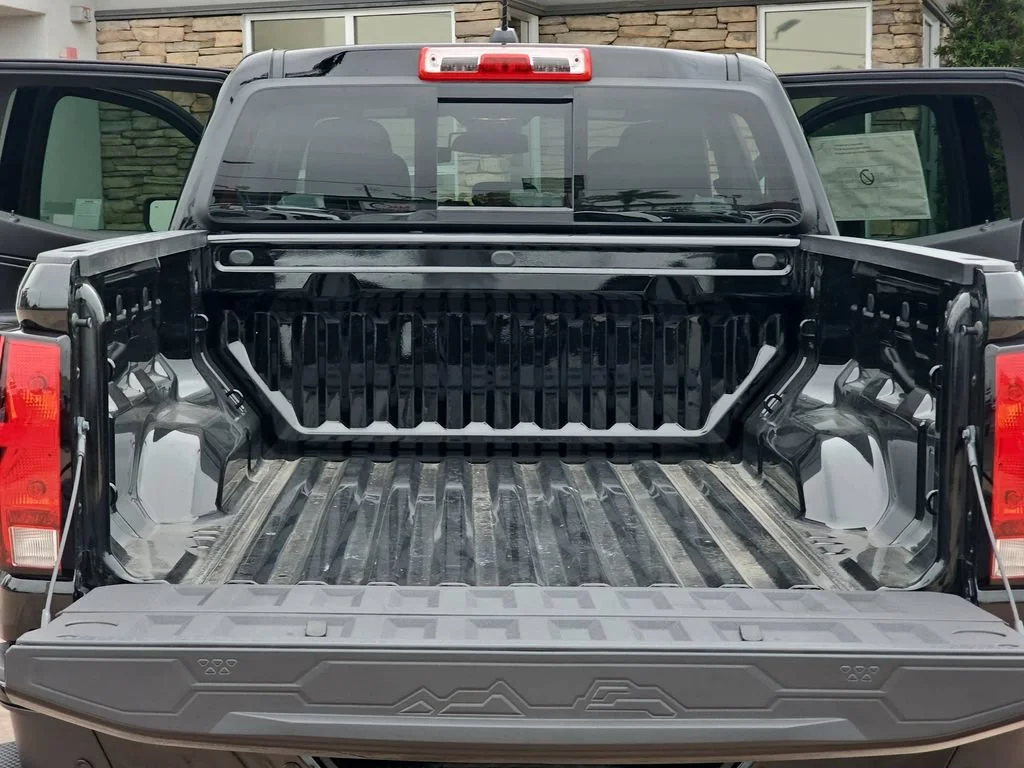 2026 Chevrolet Colorado LT - Photo 12
