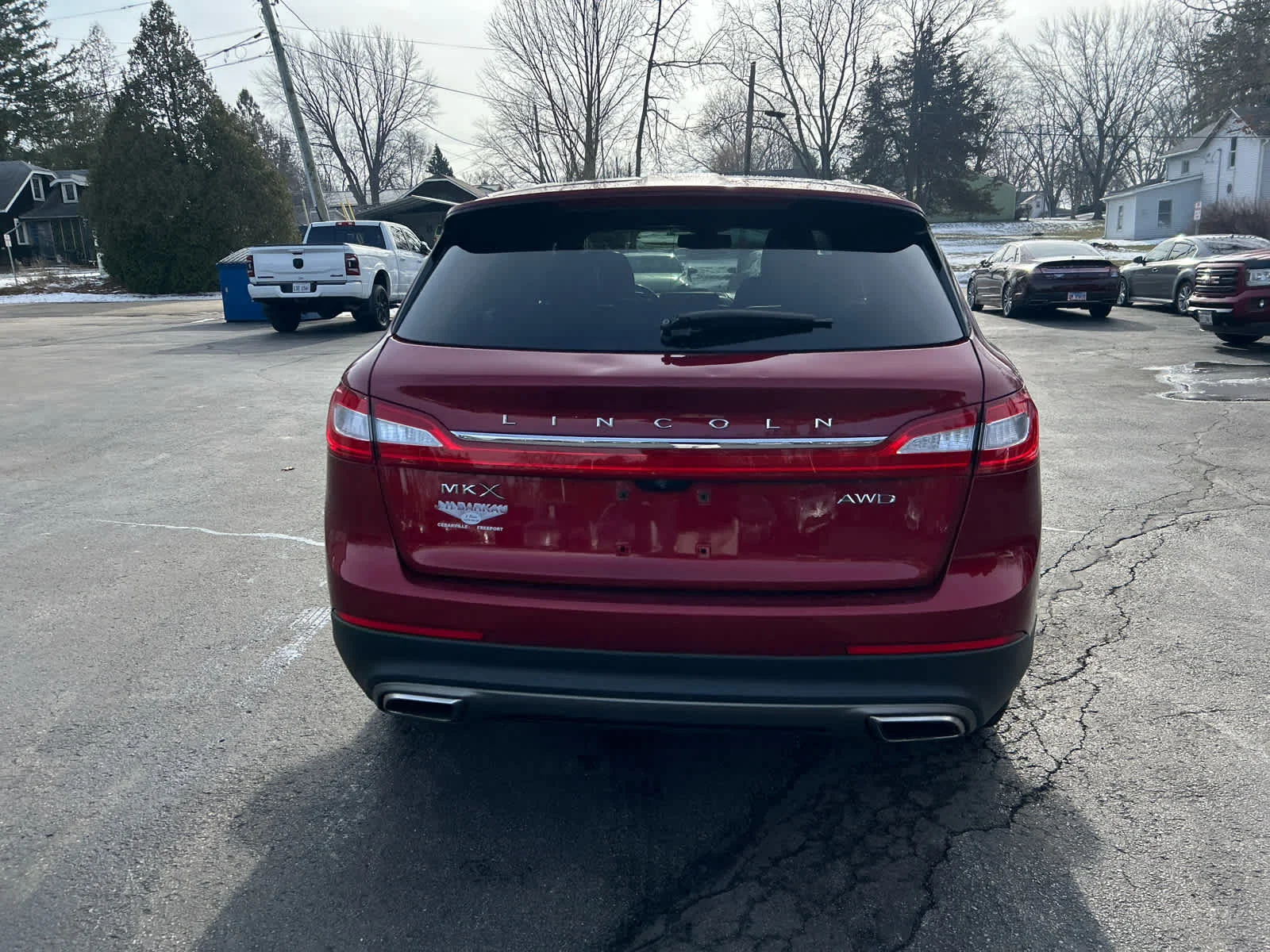 Used 2016 Ruby Red Metallic Tinted Clearcoat Lincoln Select image 4