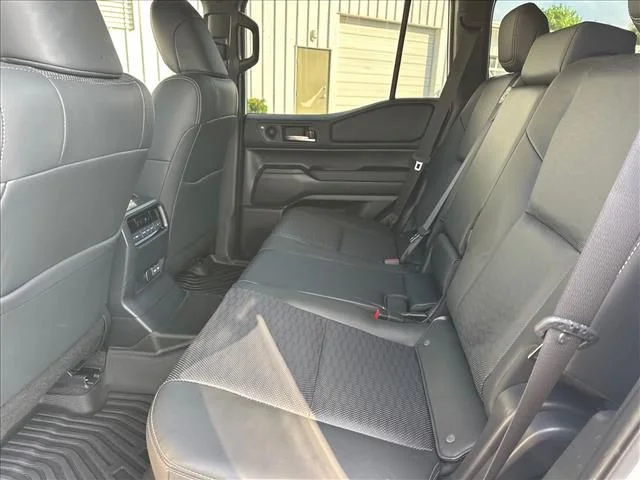 Used 2025 White Toyota Base image 18