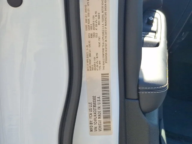 New 2026 White Jeep Laredo image 19