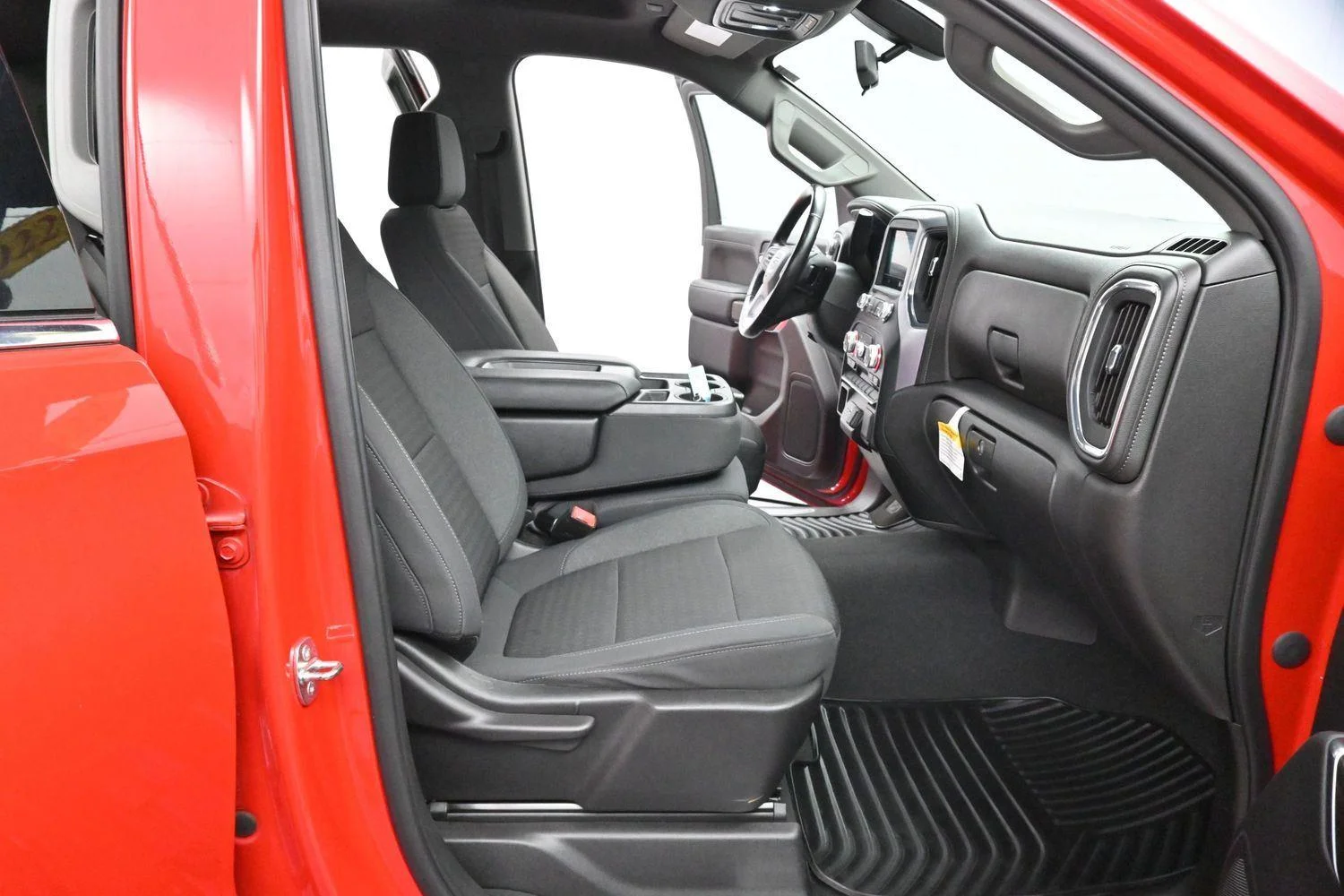 Used 2022 Cardinal Red GMC SLE image 29