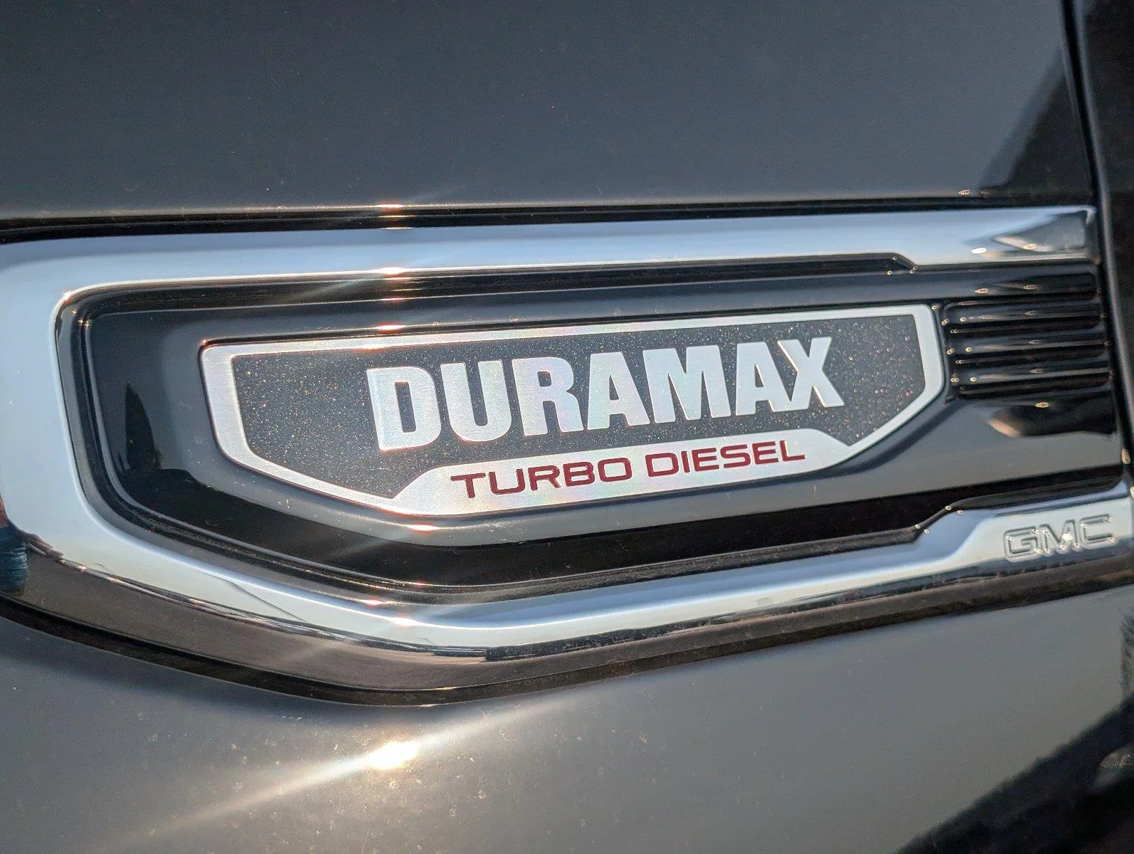 New 2026 Onyx Black GMC SLT image 10