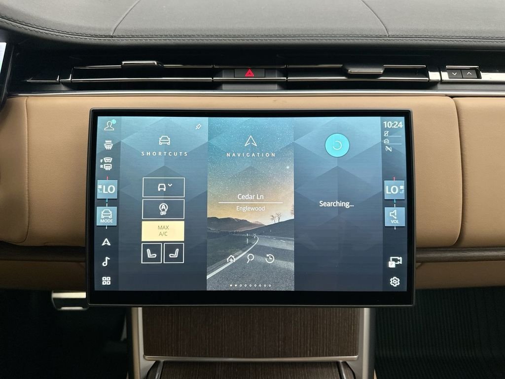 New 2026 Belgravia Green Land Rover SE image 13
