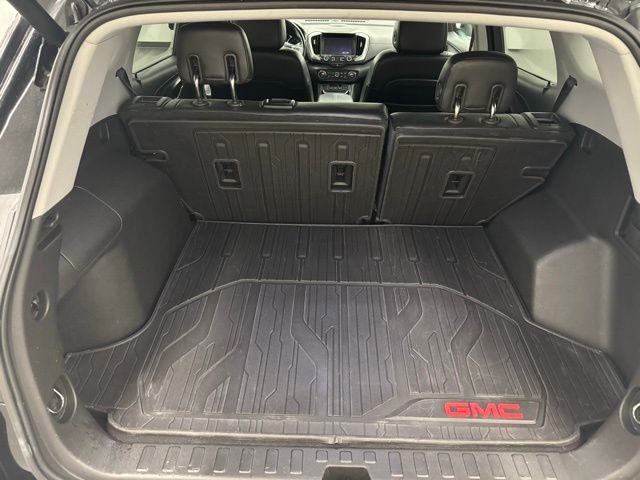Used 2020 Black GMC SLT image 9
