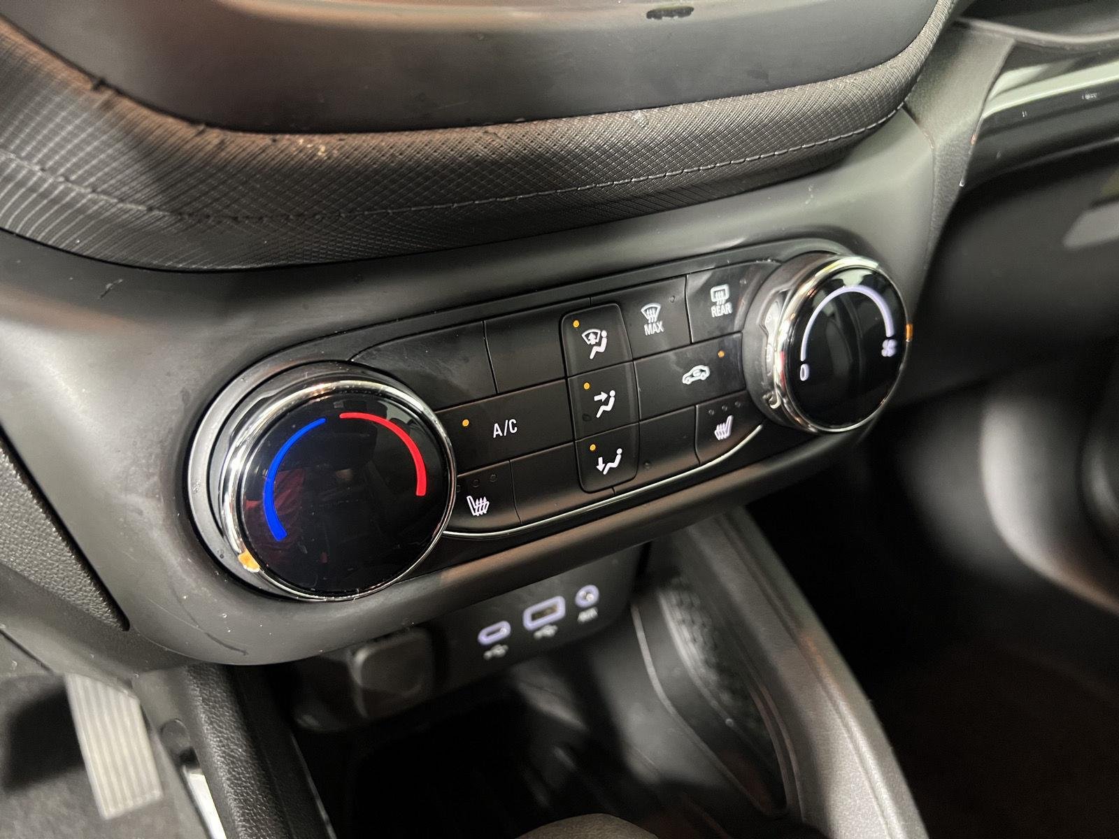 Used 2021 Midnight Blue Metallic Chevrolet LT image 26
