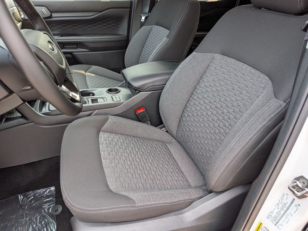 New 2026 Oxford White Ford XLT image 15
