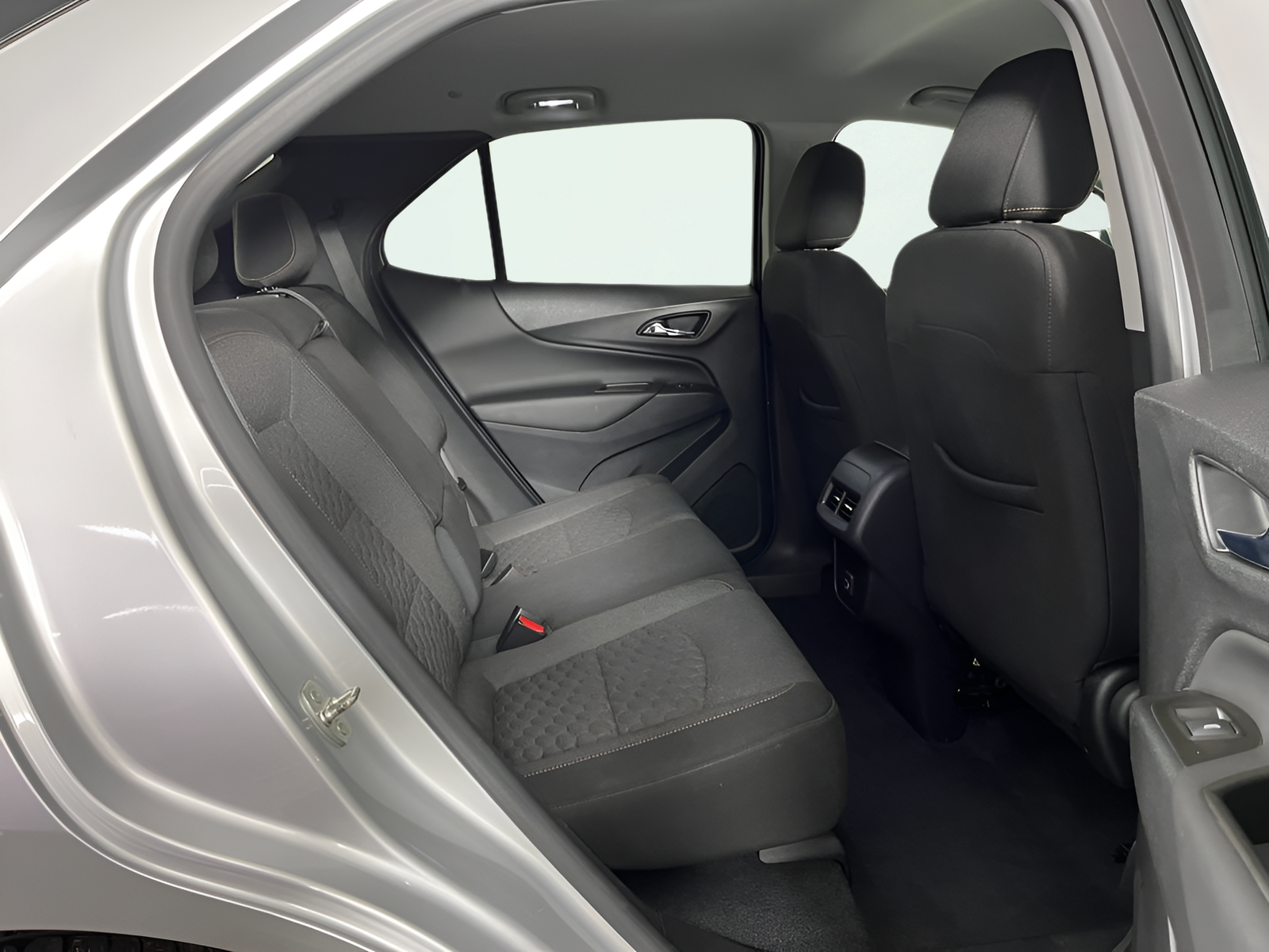 Used 2021 Silver Ice Metallic Chevrolet LT image 14