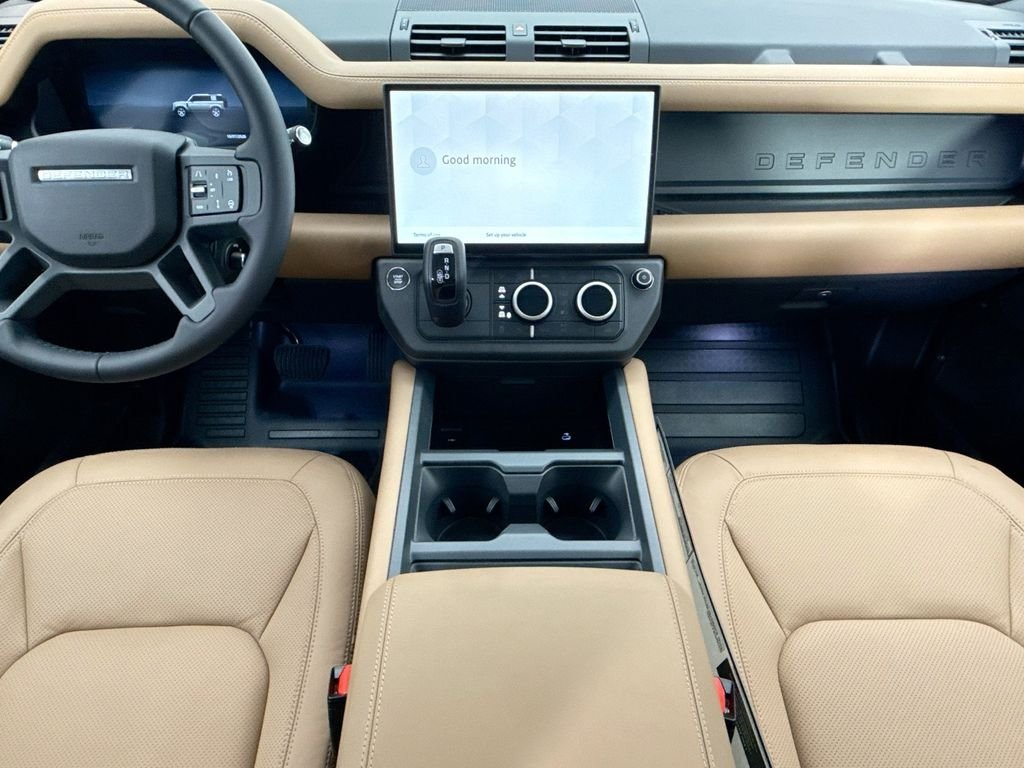 New 2026 Santorini Black Land Rover S image 13
