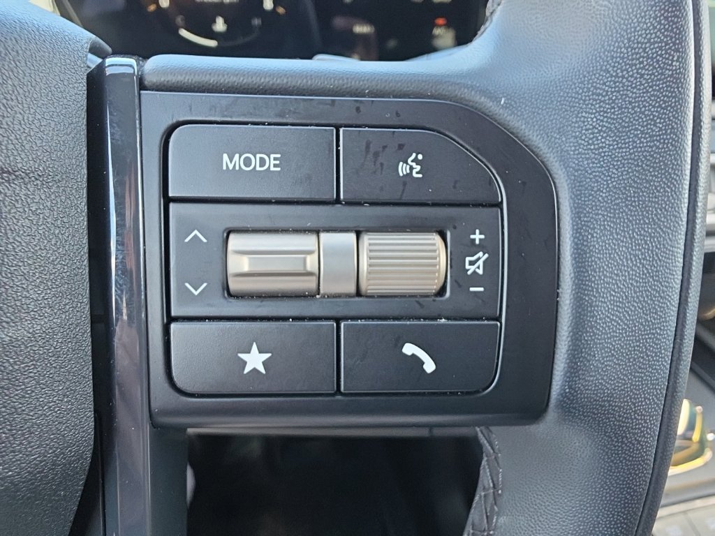 Used 2027 Black Kia SX image 21
