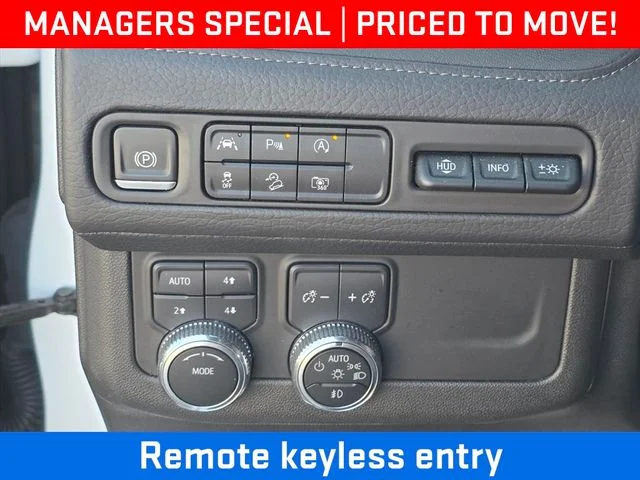 Used 2023 White GMC Denali image 22